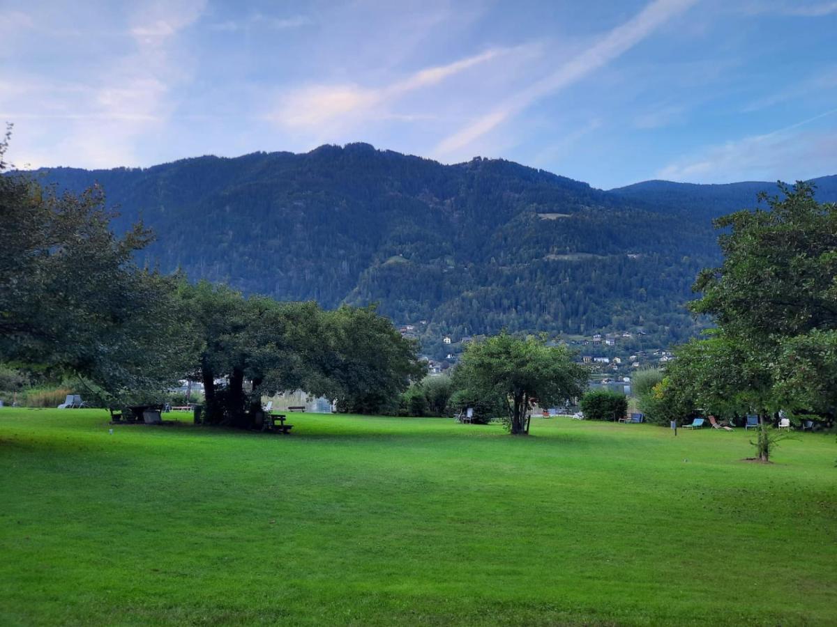 Appartement Am Ossiachersee Villach Bagian luar foto