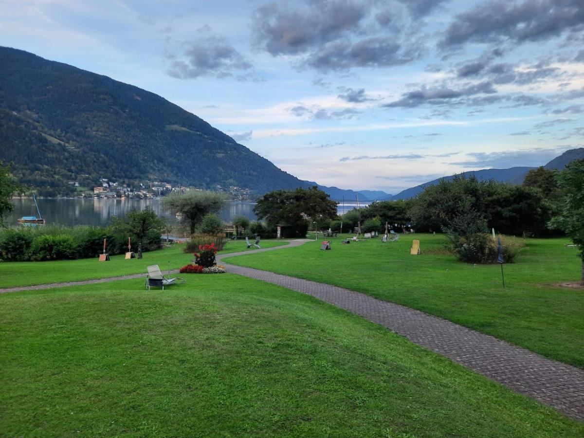 Appartement Am Ossiachersee Villach Bagian luar foto